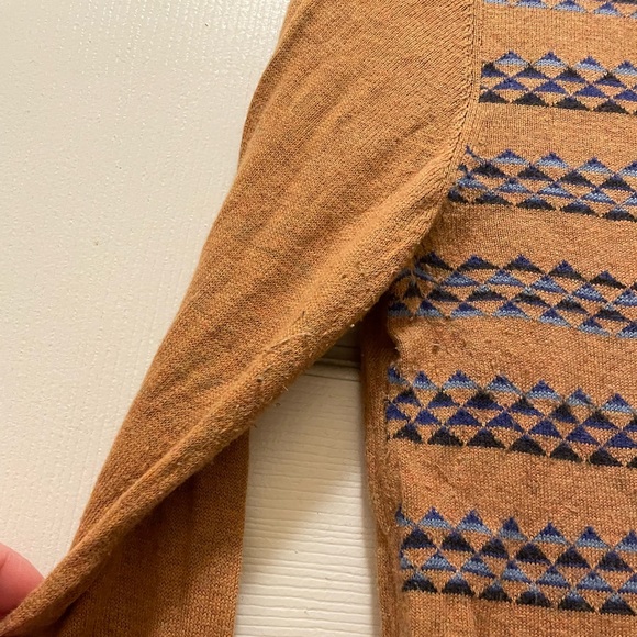 Urban Outfitters Crewneck - Picture 3 of 5